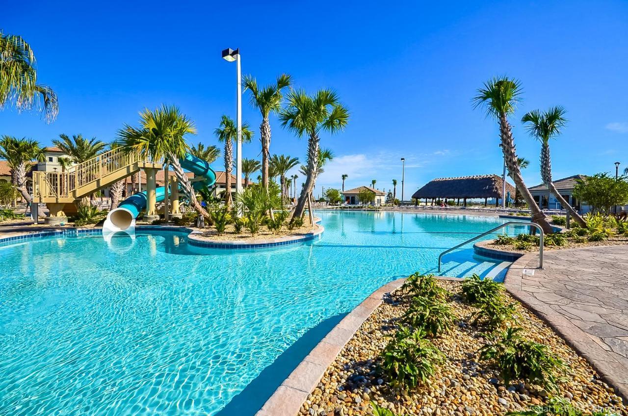 Contemporary Home W Private Pool& Spa Davenport Exterior foto